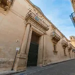לינה וארוחת בוקר La Madonnina נוטו