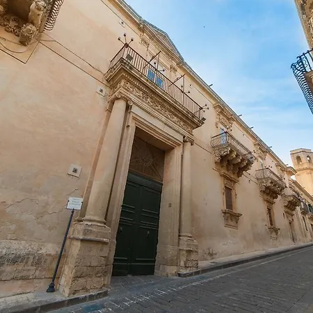 Bed & Breakfast La Madonnina Noto